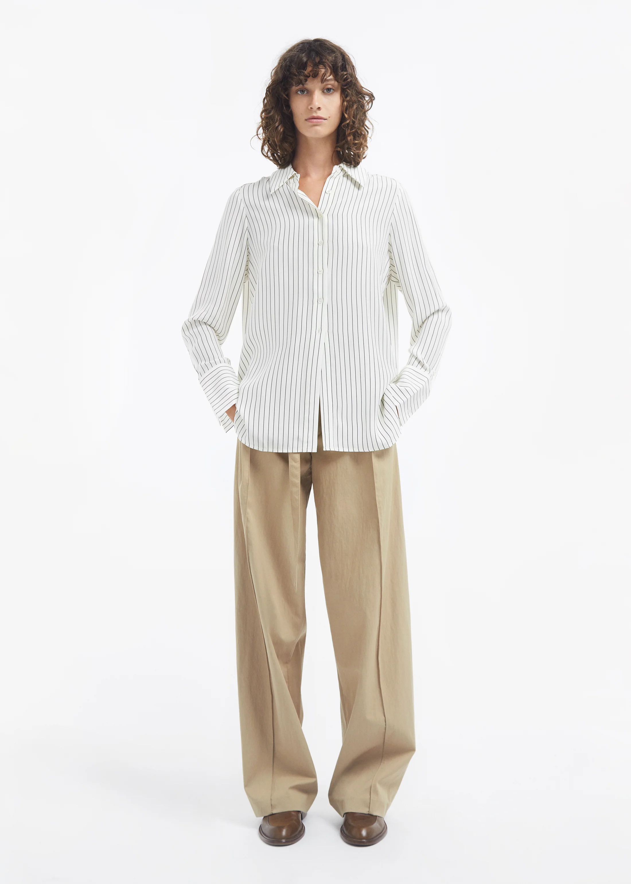 Button Down Shirt in Silk - Stripe - Image 5