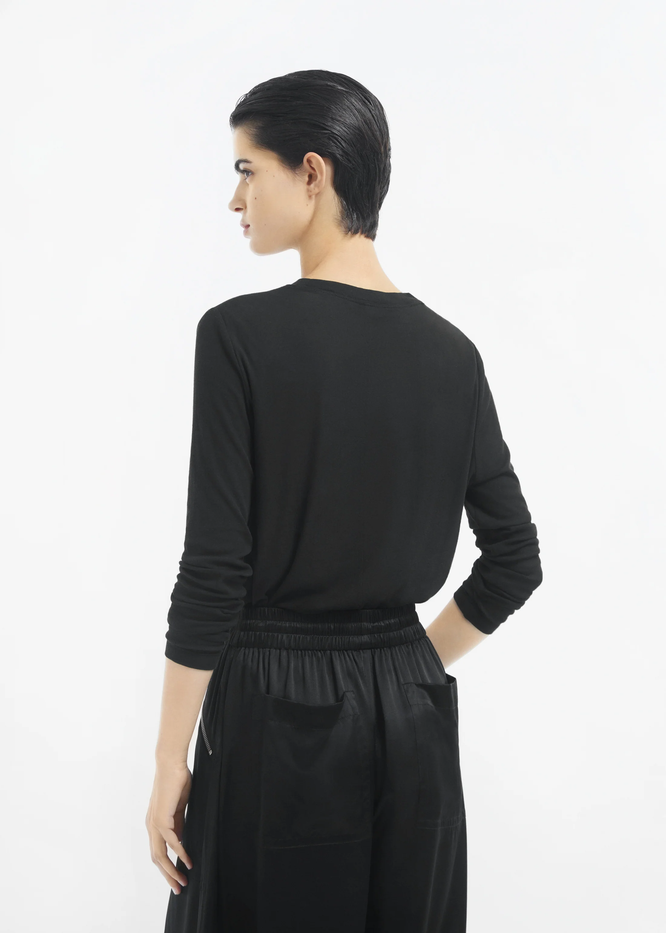 Crewneck Long Sleeve in Cotton Jersey - Black - Image 2