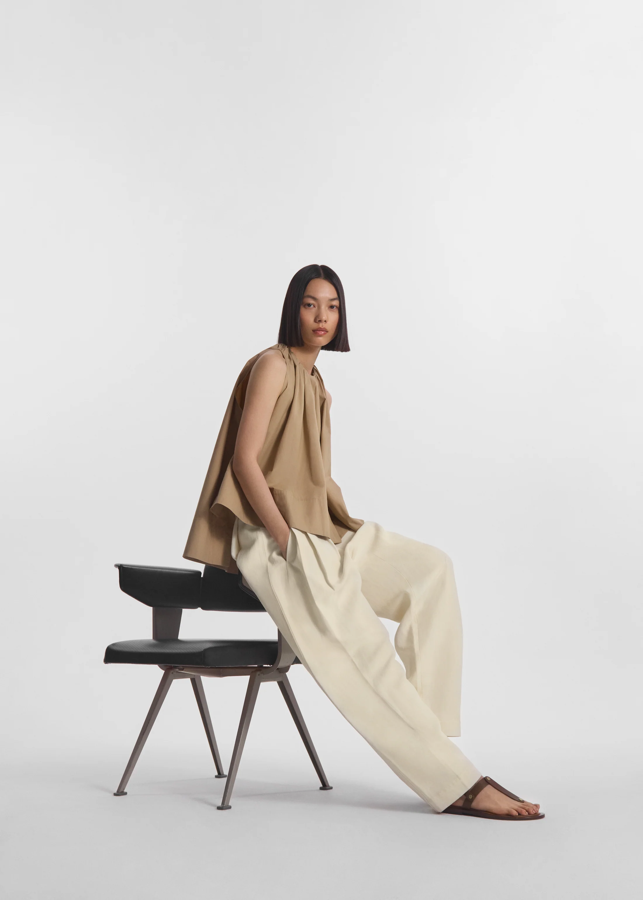 Gathered Tunic Shirt in Cotton Poplin - Camel - Image 4