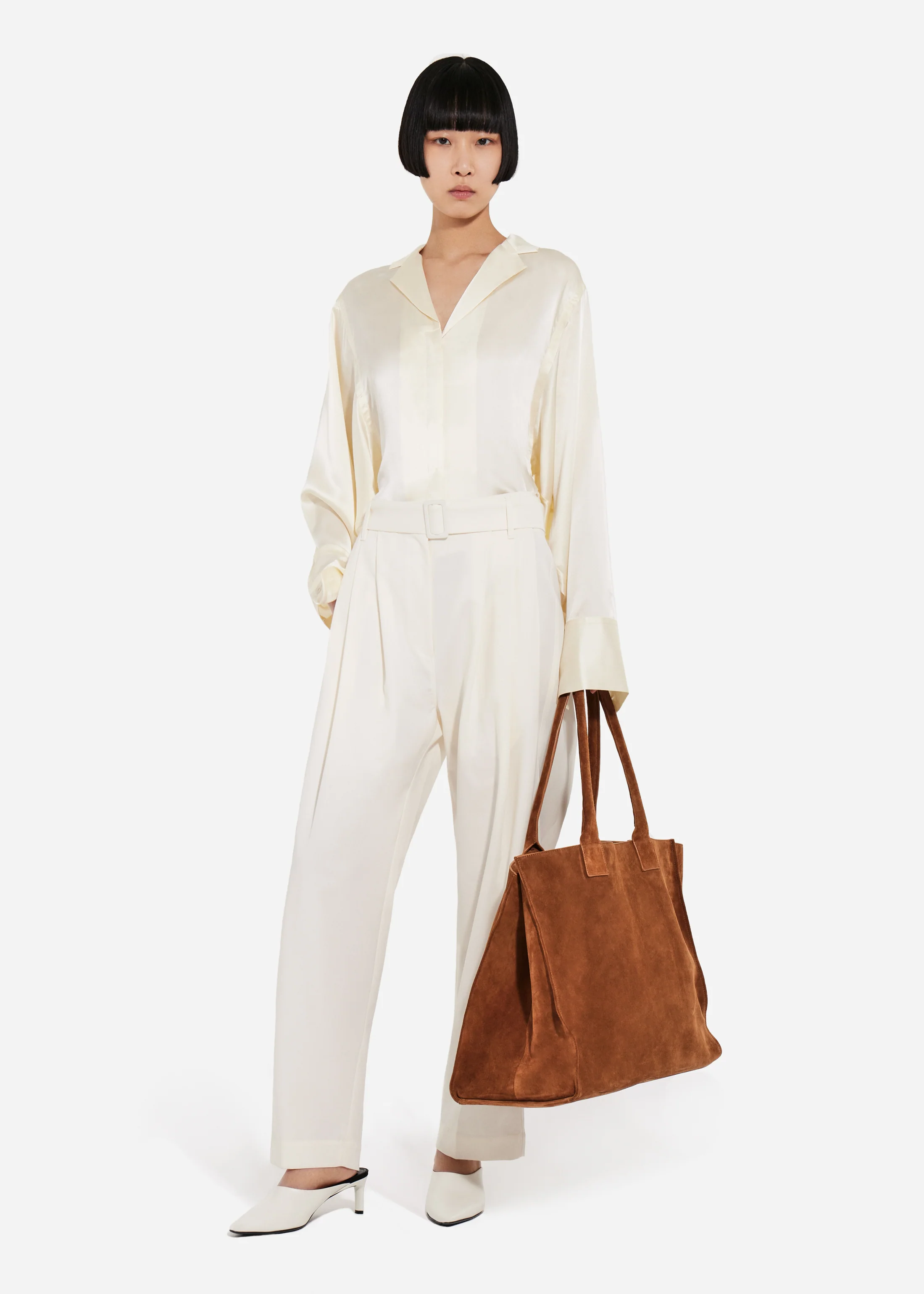 Large Tote Bag in Suede - Cognac - Image 4