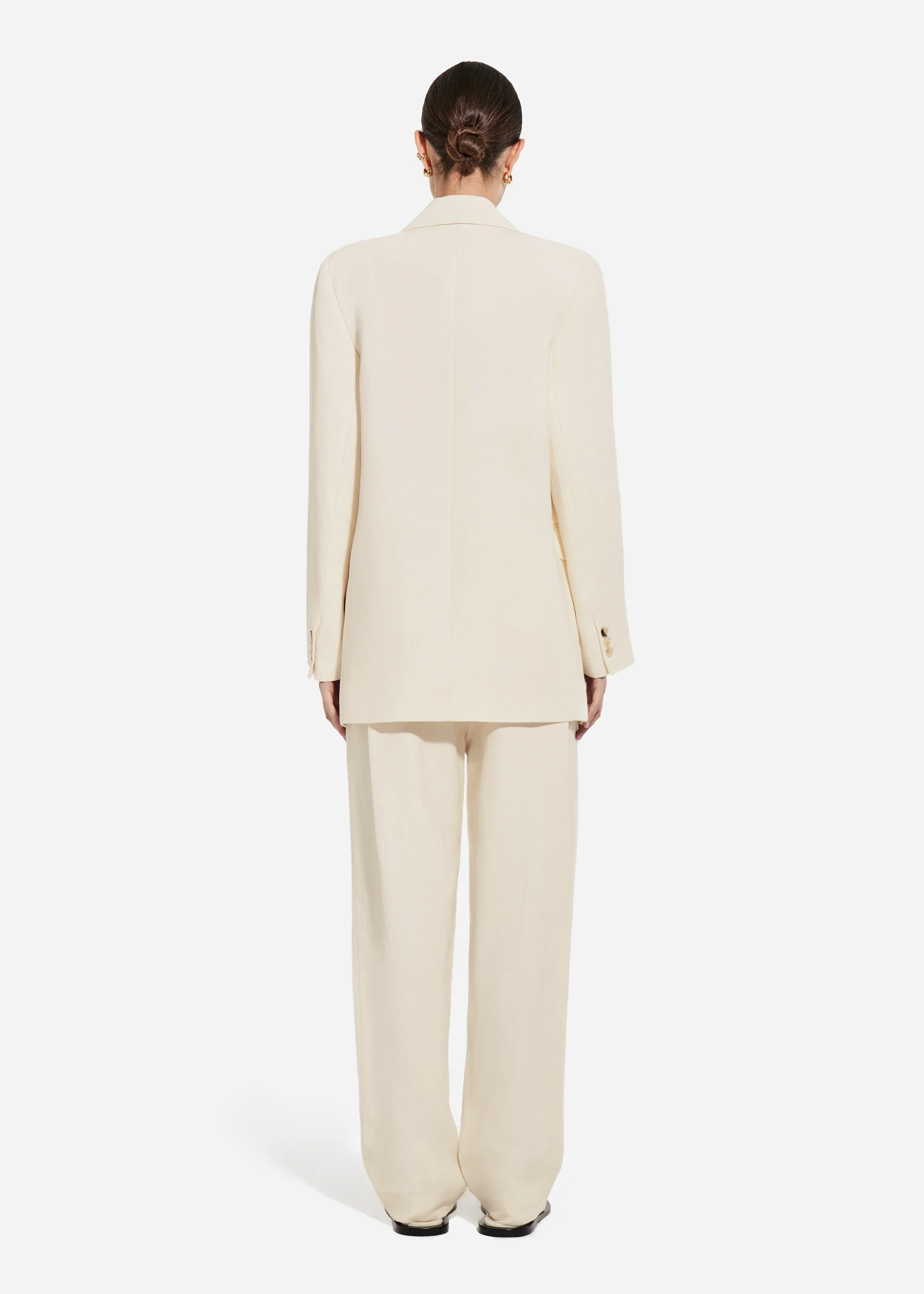 Boyfriend Blazer in Linen - Pearl - Image 4