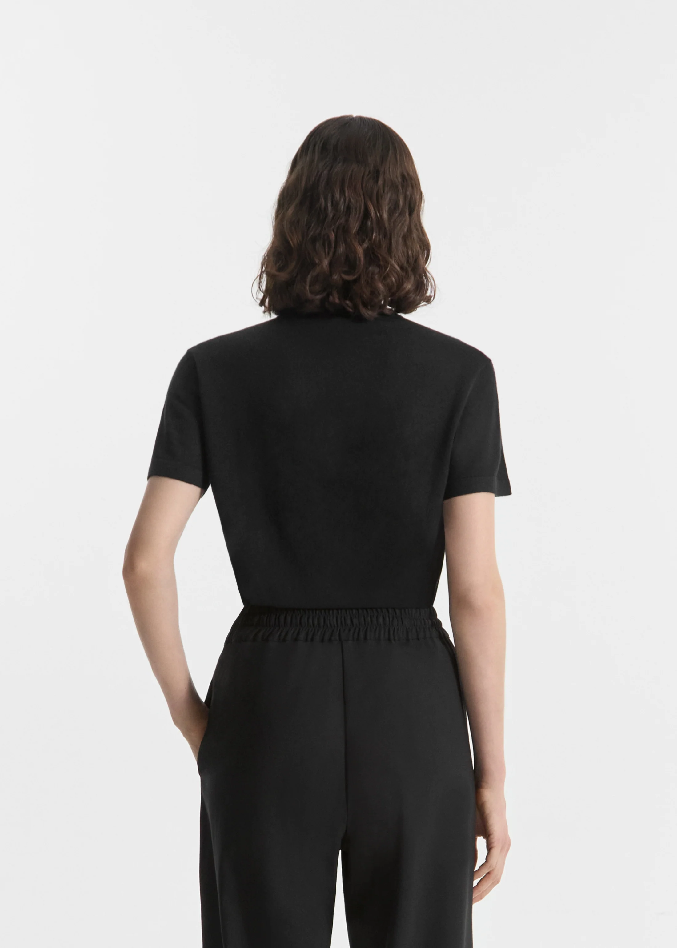 T-Shirt in Fine Cashmere - Black - Image 3