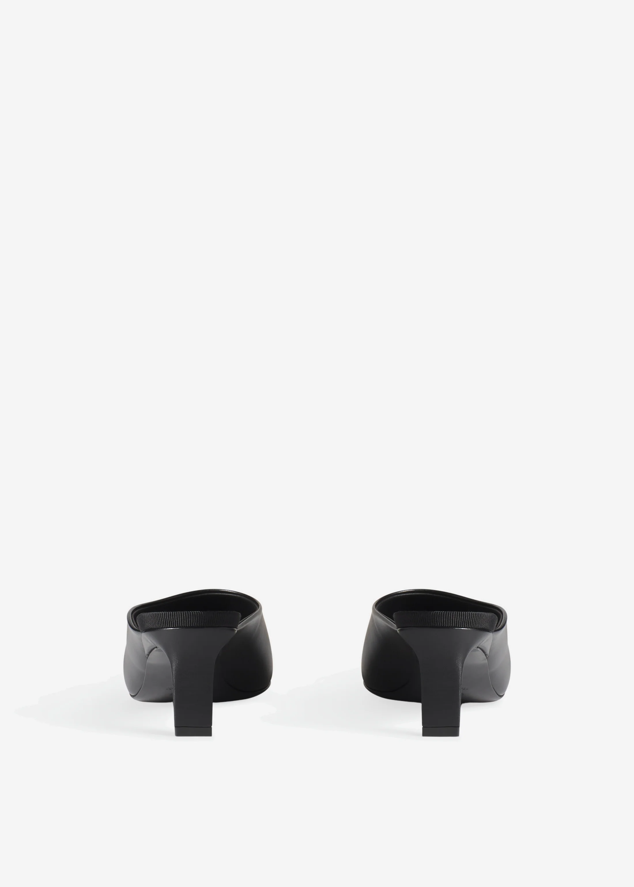 Pointed Toe Mule in Calf Skin Leather - Black - Image 3