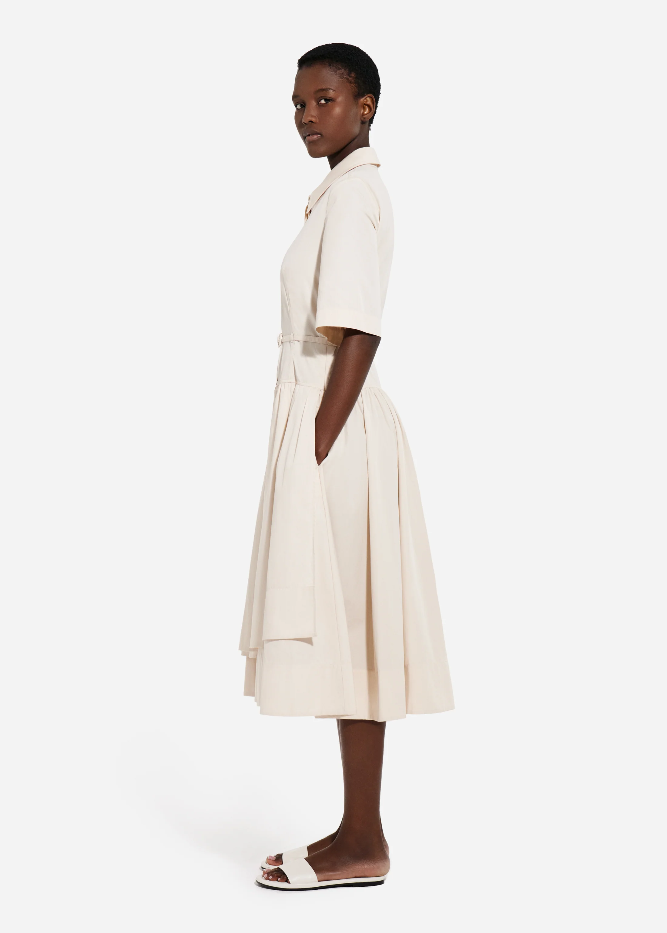 Short Sleeve Belted Dress in Cotton Poplin - Whisper Pink - Image 4
