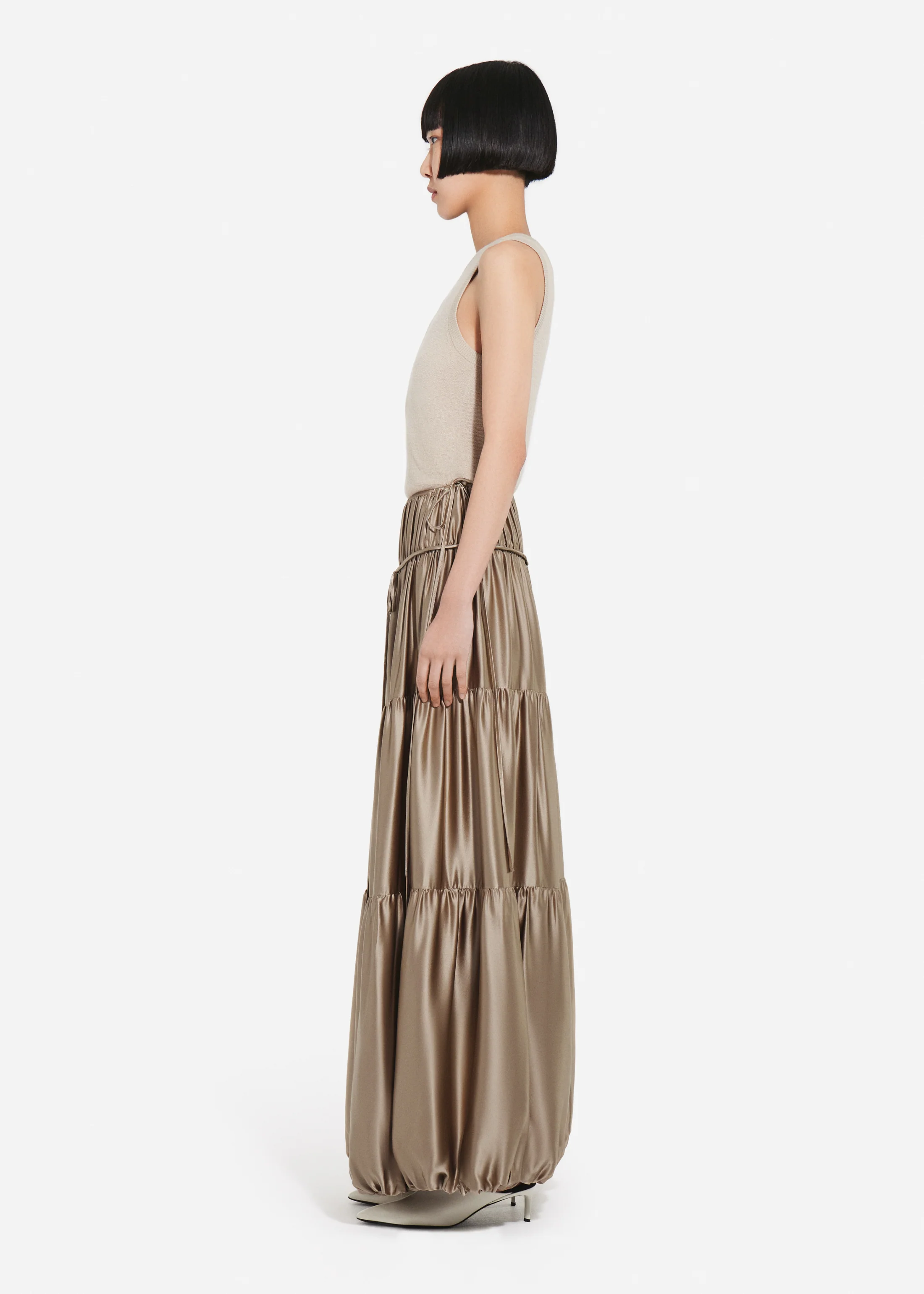 Soft Gathered Bubble Skirt in Silk Charmeuse - Sesame - Image 2